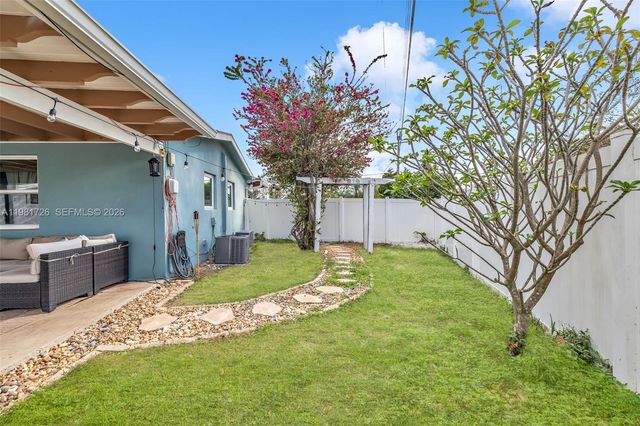 6140 NW 19th Ct, Margate, FL 33063