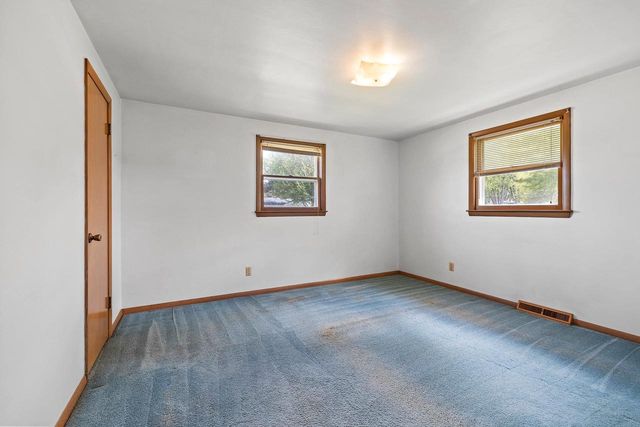 1833 BOND STREET, Green Bay, WI 54303
