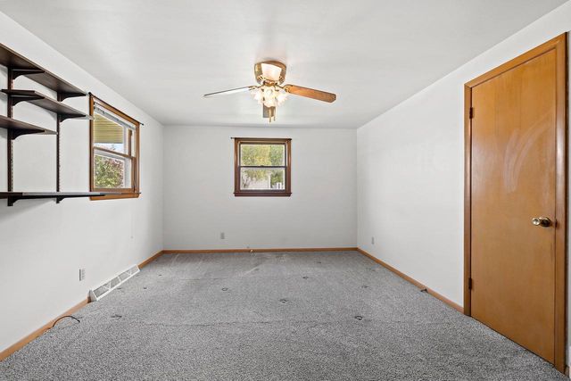 1833 BOND STREET, Green Bay, WI 54303