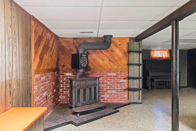 1833 BOND STREET, Green Bay, WI 54303