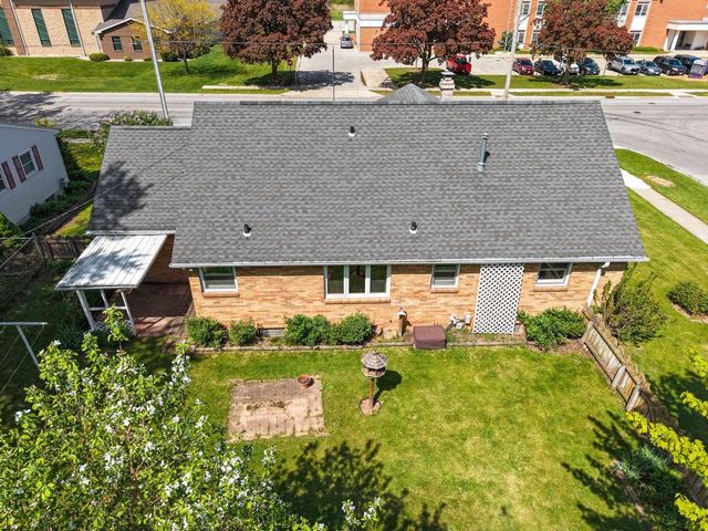 1833 BOND STREET, Green Bay, WI 54303
