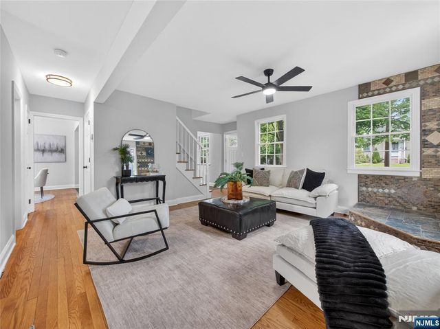 538 Coolidge Place, Paramus, NJ 07652