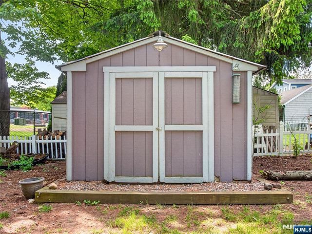 538 Coolidge Place, Paramus, NJ 07652