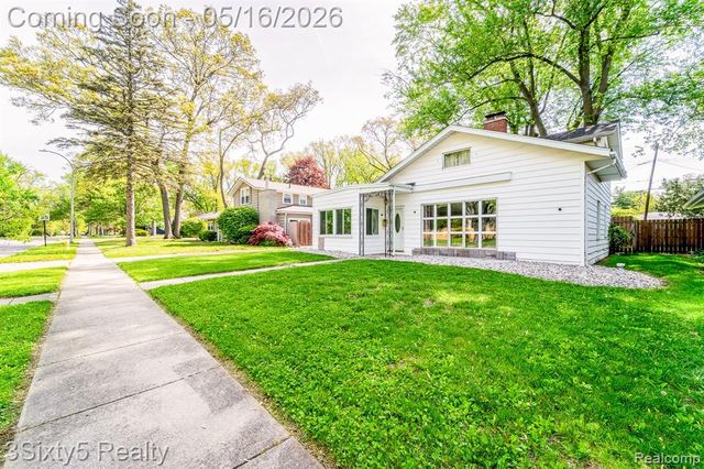 1430 Riverview Avenue, Monroe, MI 48162