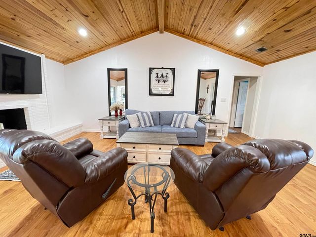 101 Branch St., Pittsburg, TX 75686