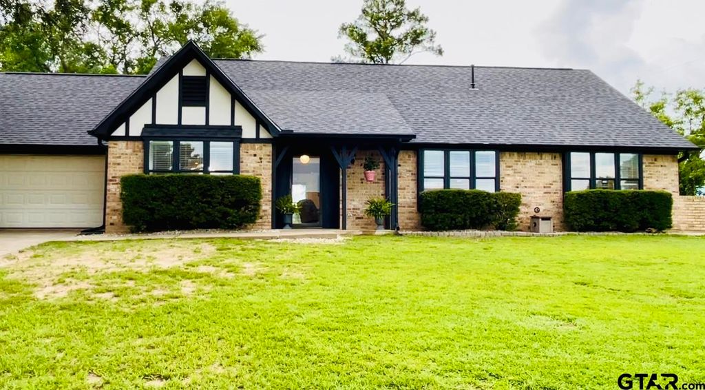 101 Branch St., Pittsburg, TX 75686