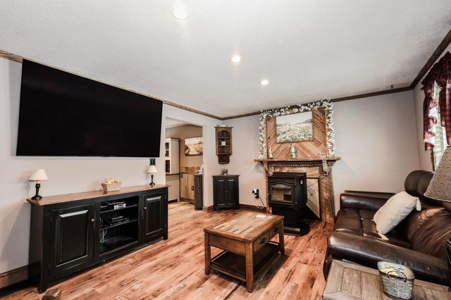 66 Preston St Apt 39, Hillsborough, NH 03244