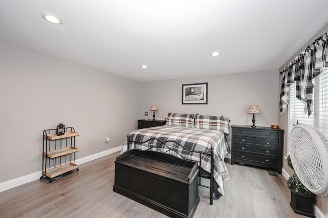 66 Preston St Apt 39, Hillsborough, NH 03244