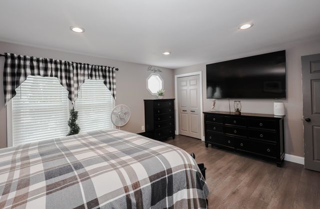 66 Preston St Apt 39, Hillsborough, NH 03244