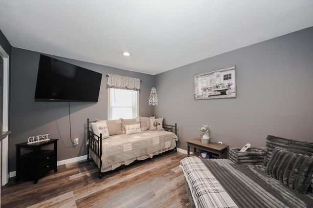 66 Preston St Apt 39, Hillsborough, NH 03244