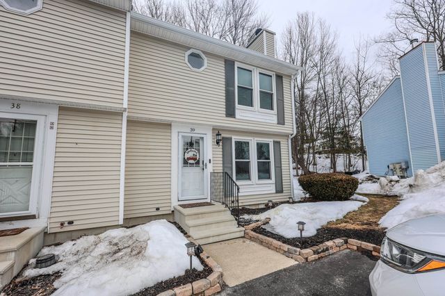 66 Preston St Apt 39, Hillsborough, NH 03244