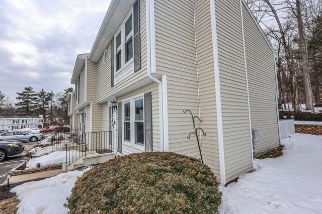 66 Preston St Apt 39, Hillsborough, NH 03244