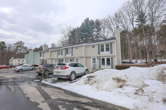 66 Preston St Apt 39, Hillsborough, NH 03244