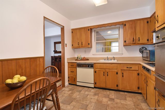 1 Summit Street, Tarrytown, NY 10591