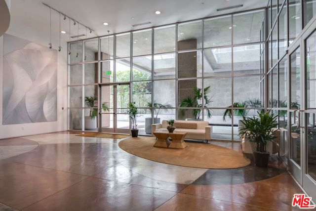 801 S Grand Avenue 1909, Los Angeles, CA 90017