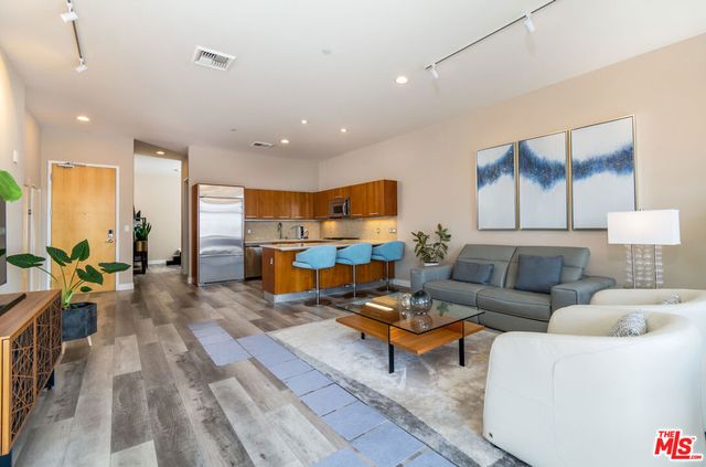 801 S Grand Avenue 1909, Los Angeles, CA 90017