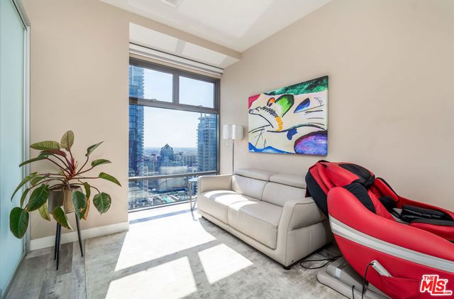 801 S Grand Avenue 1909, Los Angeles, CA 90017