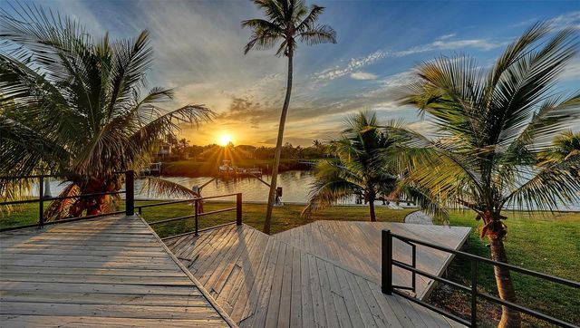 4367 POMPANO LANE, Palmetto, FL 34221