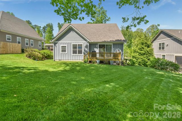 123 White Oak Road Extension, Arden, NC 28704