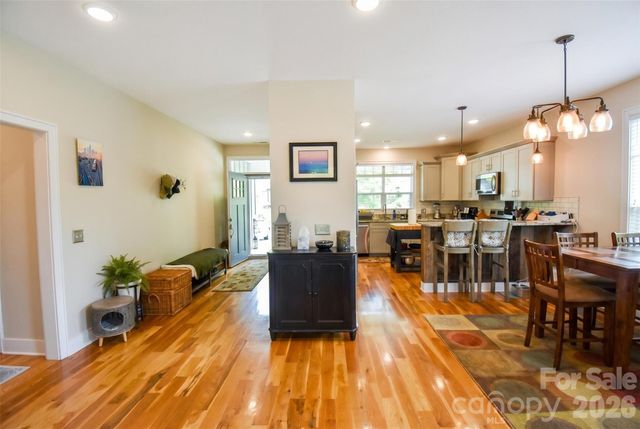 123 White Oak Road Extension, Arden, NC 28704