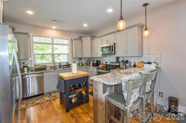 123 White Oak Road Extension, Arden, NC 28704