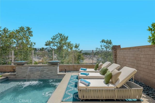 16 Sunswept Mesa, Aliso Viejo, CA 92656