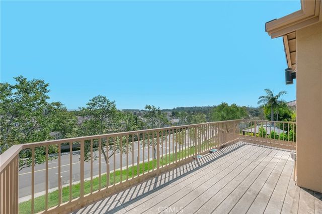 16 Sunswept Mesa, Aliso Viejo, CA 92656