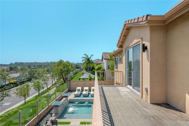 16 Sunswept Mesa, Aliso Viejo, CA 92656