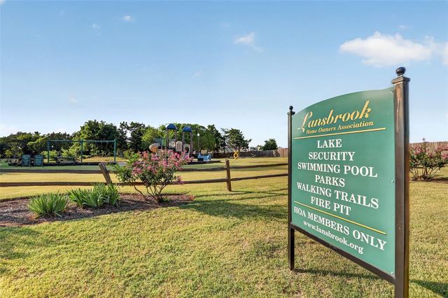 9116 Lansbrook Lane, Oklahoma City, OK 73132