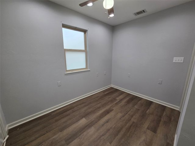 484 County Road 1206, Savoy, TX 75479