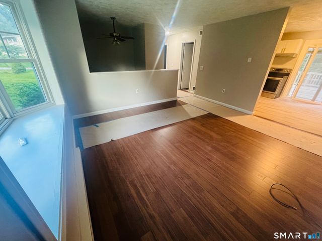39 Beechwood Boulevard, Plainfield, CT 06374
