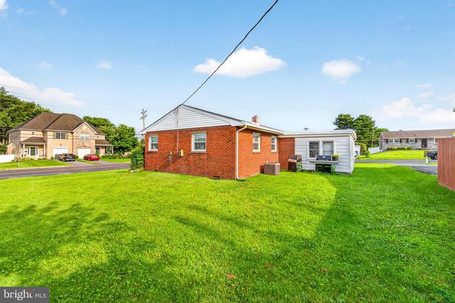 2400 NEWELL DR, Wilmington, DE 19808