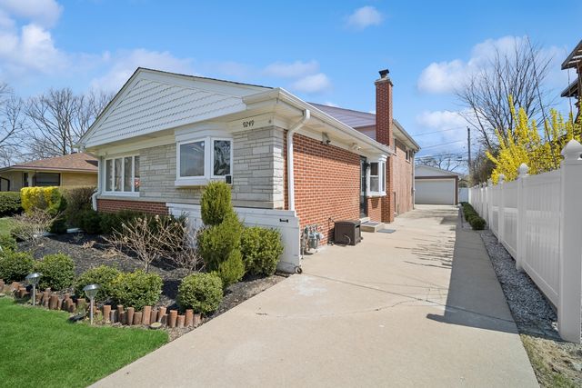 9249 KILDARE Avenue, Skokie, IL 60077