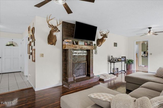 122 South Fork Road, Marion, VA 24354