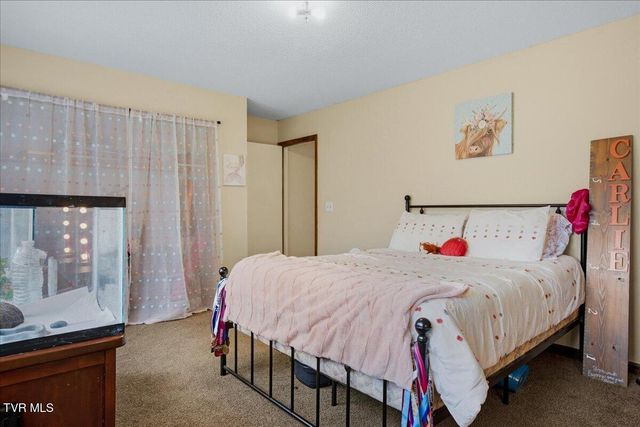 122 South Fork Road, Marion, VA 24354