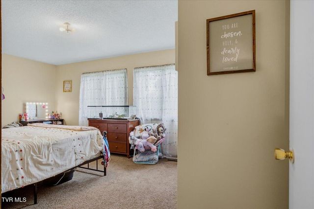 122 South Fork Road, Marion, VA 24354