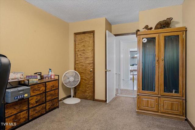 122 South Fork Road, Marion, VA 24354
