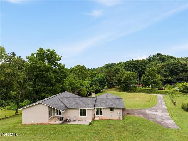 122 South Fork Road, Marion, VA 24354