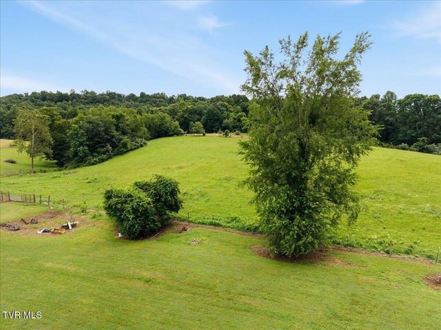 122 South Fork Road, Marion, VA 24354