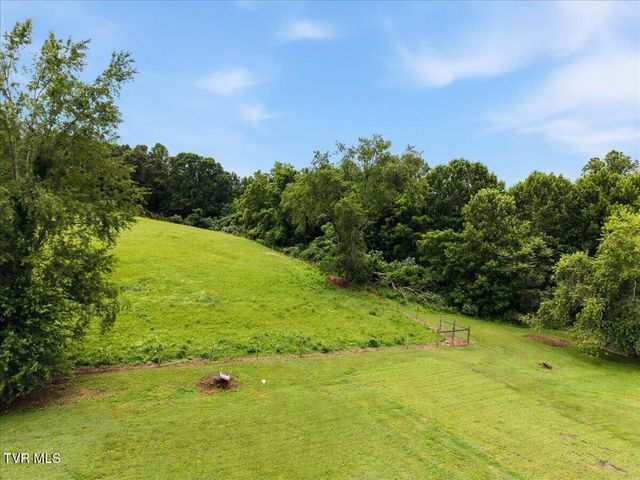 122 South Fork Road, Marion, VA 24354
