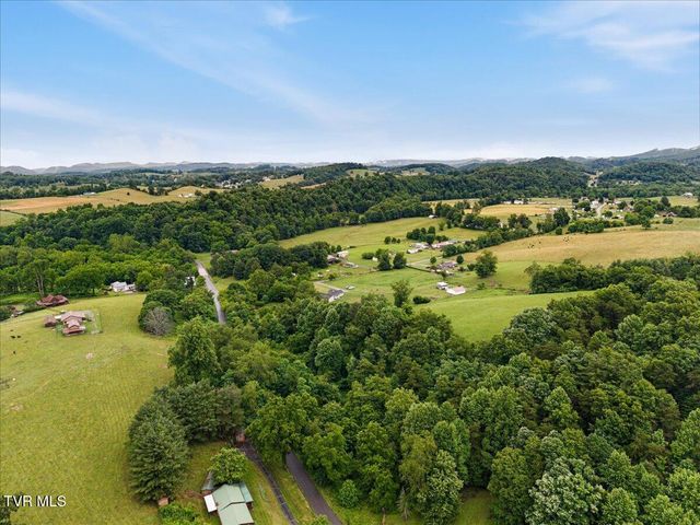 122 South Fork Road, Marion, VA 24354
