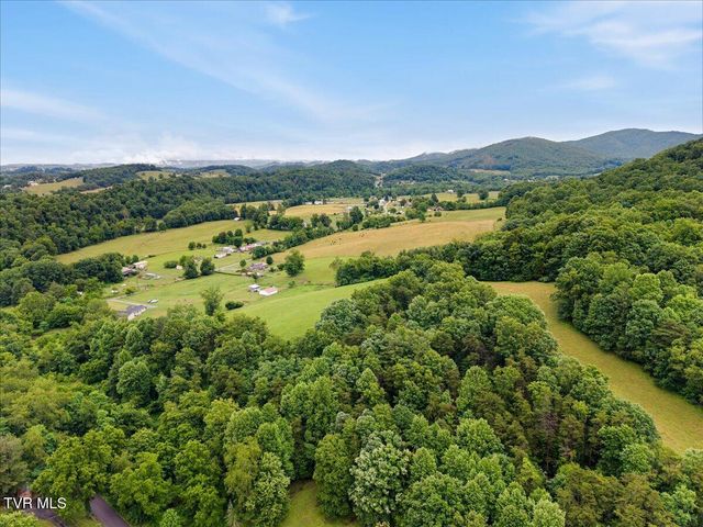 122 South Fork Road, Marion, VA 24354