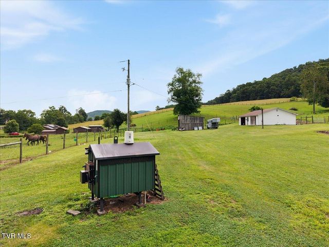 122 South Fork Road, Marion, VA 24354