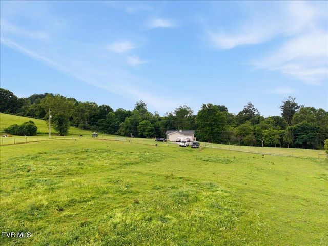122 South Fork Road, Marion, VA 24354
