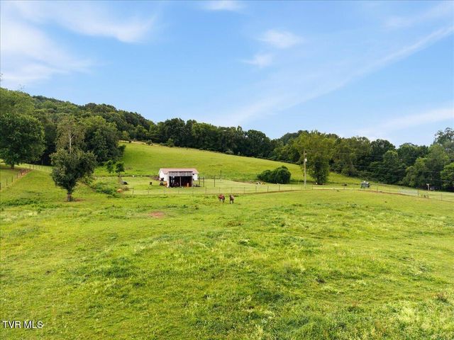 122 South Fork Road, Marion, VA 24354