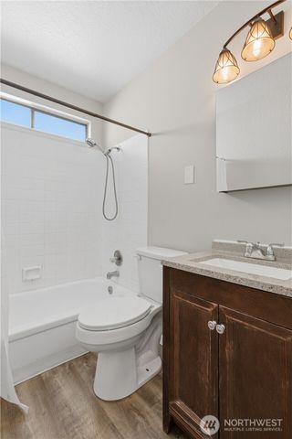 4526 S Henderson Street, Seattle, WA 98118