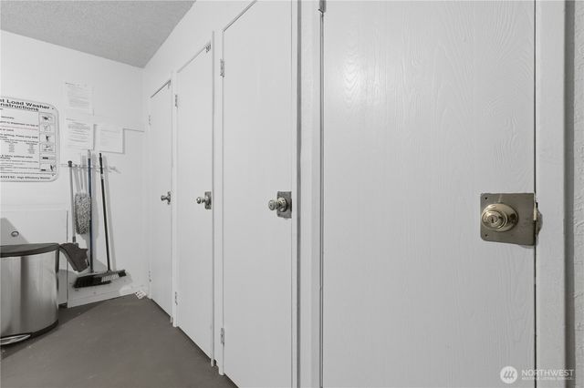 4526 S Henderson Street, Seattle, WA 98118