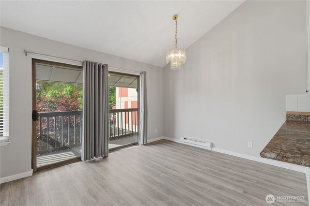 4526 S Henderson Street, Seattle, WA 98118