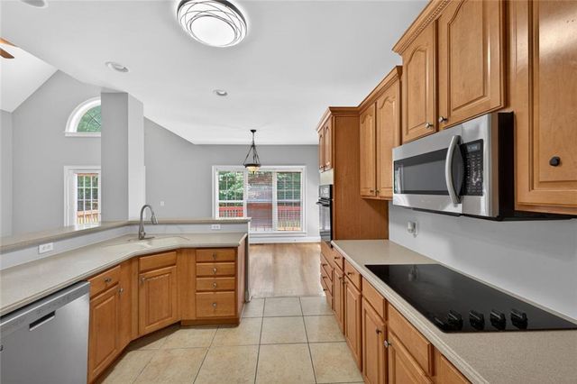 8228 River Pointe Overlook, Winston, GA 30187