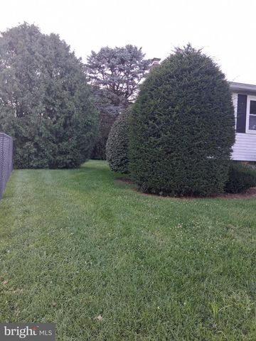 168 BUTTERNUT COURT, Reading, PA 19608